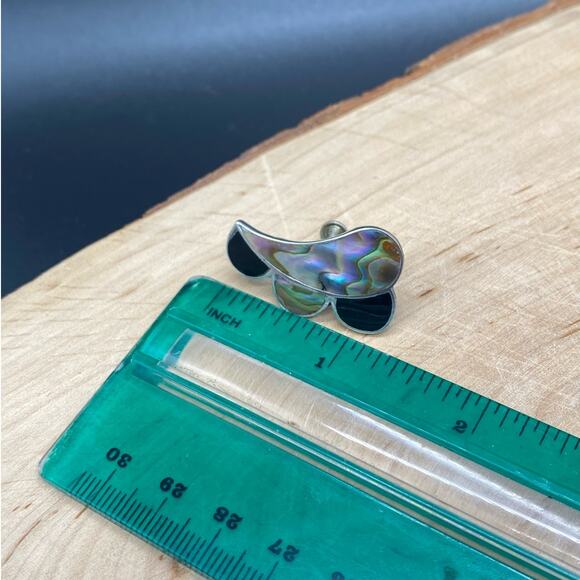 Vintage Abalone Sterling Silver‎ Black enamel screw back 
earrings. - Picture 5 of 6